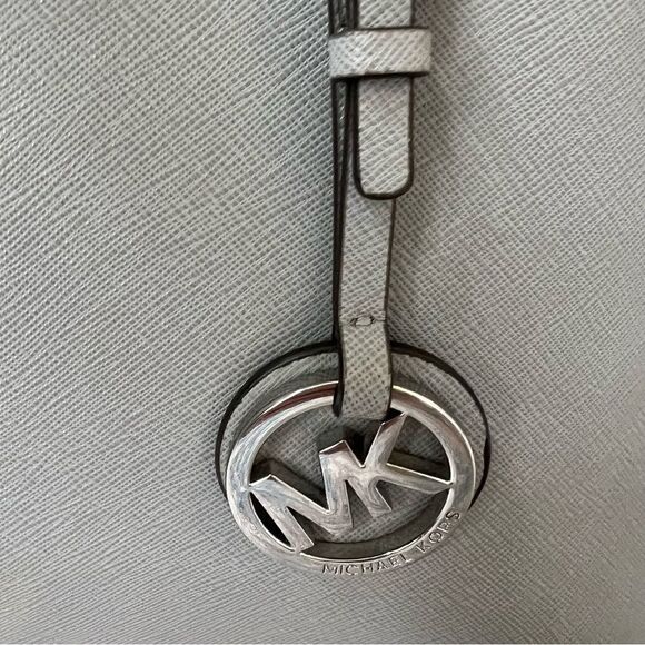 Michael Kors Jet Set Travel Saffiano Leather Top-Zip Tote Bag Gray - Picture 5 of 16